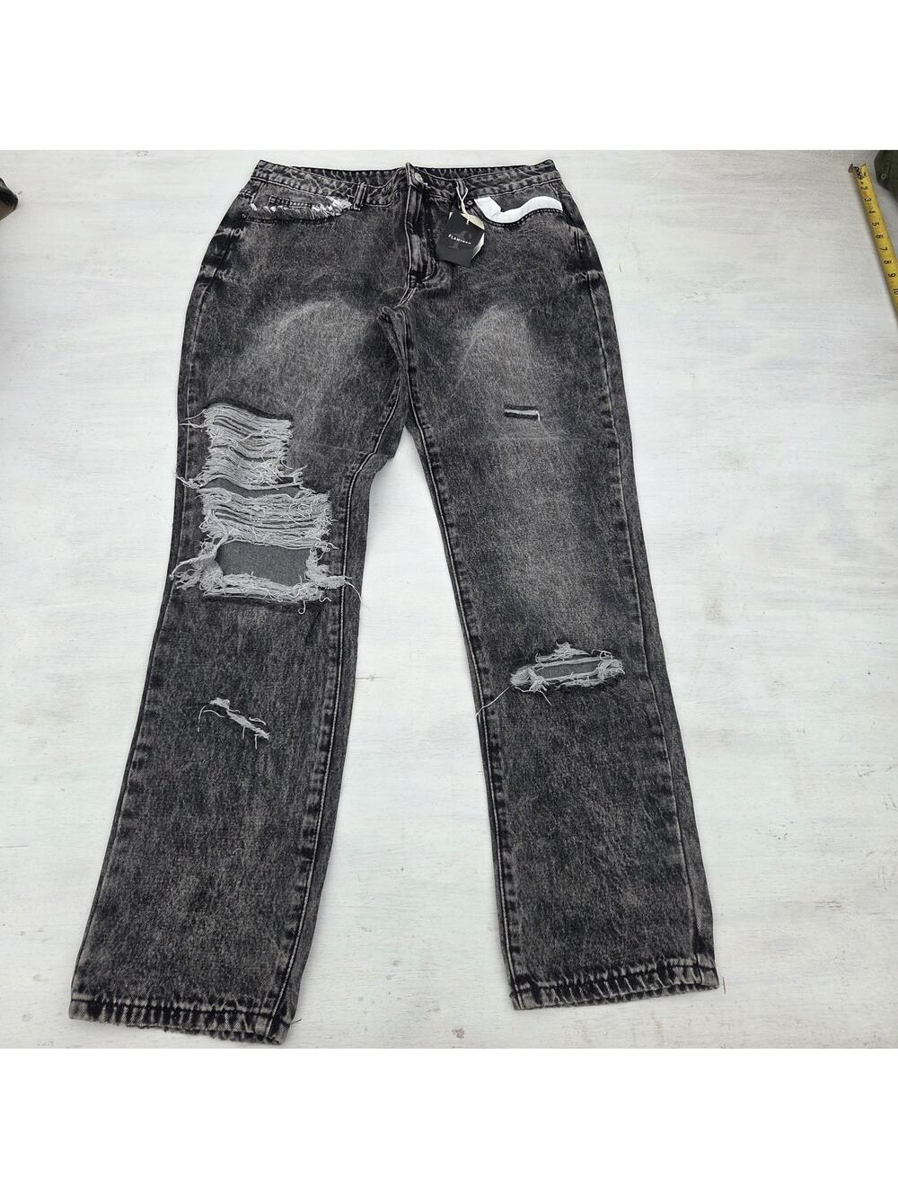 Flamingo Womens Jeans XL Black Straight Leg Distressed Made For Curves Grunge
